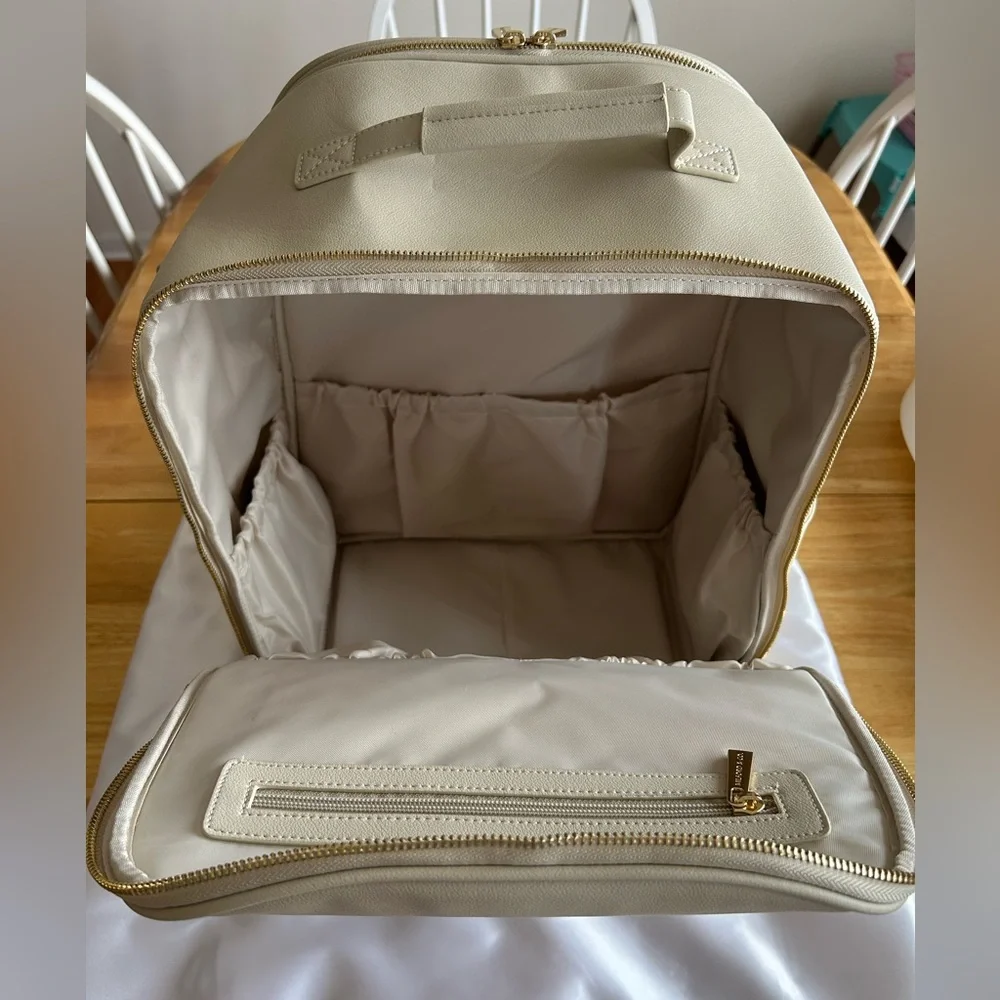 Milford & Co. Evelyn Backpack Cream